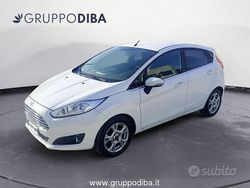 Bianco Usata 2016 Ford Fiesta Business Edition Tre volumi | 8900 € (Cara)