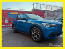 Blu Usata 2017 Alfa Romeo Stelvio SUV | 16.999 € (Buon prezzo)