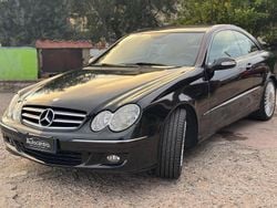 Nero Usata 2007 Mercedes CLK220 Avantgarde Coupé | 6700 € (Cara)