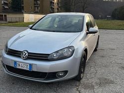 Grigio Usata 2012 VW Golf VI Due volumi | 6600 € (Buon prezzo)