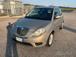Usata 2009 Lancia Ypsilon Due volumi | 3800 € (Buon prezzo)