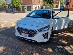 Bianco Usata 2020 Hyundai Ioniq Due volumi | 17.500 € (Molto cara)
