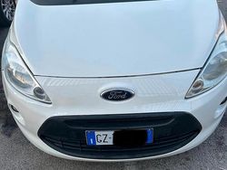 Bianco Usata 2010 Ford Ka Due volumi | 4800 € (Buon prezzo)