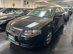 Grigio Usata 2005 Audi A3 Attraction Tre volumi | 2700 € (Buon prezzo)