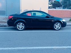 Usata 2005 Renault Mégane II Due volumi | 2000 €