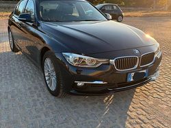 Blu Usata 2015 BMW 318 Luxury Line Tre volumi | 12.850 € (Buon prezzo)
