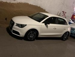 Bianco Usata 2013 Audi A1 Sportback Due volumi | 9500 € (Ottimo prezzo)