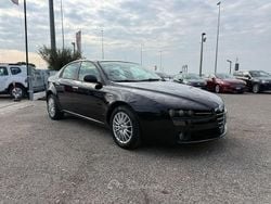 Nero Usata 2007 Alfa Romeo 159 Distinctive Tre volumi | 2900 € (Buon prezzo)