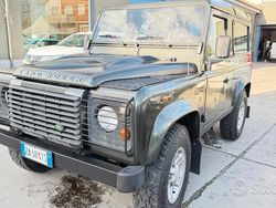 Verde Usata 2008 Land Rover Defender SE SUV | 27.900 €