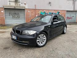 Nero Usata 2011 BMW 116 Due volumi | 1699 € (Super prezzo)