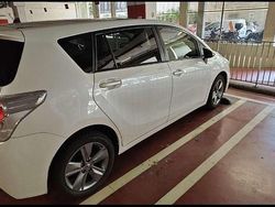 Usata 2015 Toyota Verso Executive Monovolume | 7000 € (Buon prezzo)