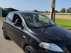 Nero Usata 2014 Lancia Ypsilon S Due volumi | 7500 € (Buon prezzo)