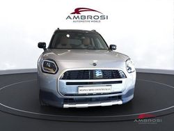 Argento Usata 2024 Mini Cooper Countryman Favoured SUV | 42.225 € (Buon prezzo)