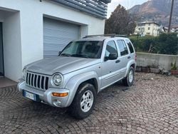 Argento Usata 2003 Jeep Cherokee Limited SUV | 4900 € (Ottimo prezzo)