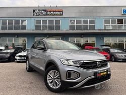 Grigio Usata 2023 VW T-Roc Style SUV | 21.990 € (Buon prezzo)