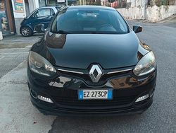 Nero Usata 2015 Renault Mégane Tre volumi | 3800 € (Ottimo prezzo)