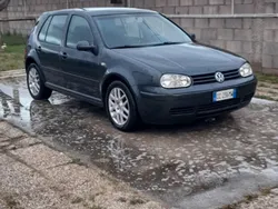 Usata 2003 VW Golf IV Tre volumi | 5000 € (Molto cara)
