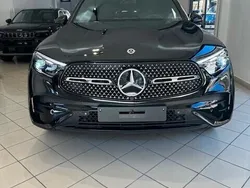 Nero Nuova 2025 Mercedes 220 AMG Line Premium Plus Coupé | 85.000 € (Molto cara)