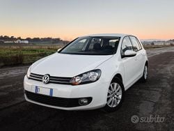 Bianco Usata 2012 VW Golf VI Comfortline Tre volumi | 3900 € (Ottimo prezzo)