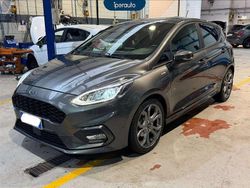 Grigio metallizzato Usata 2019 Ford Fiesta ST-Line Tre volumi | 11.800 € (Buon prezzo)