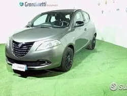 Grigio Usata 2015 Lancia Ypsilon Silver Due volumi | 7200 € (Buon prezzo)