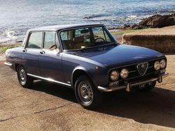 Blu/azzurro Usata 1973 Alfa Romeo 2000 Tre volumi | 25.500 €