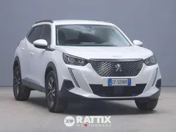 Bianco madreperla Usata 2021 Peugeot 2008 Allure SUV | 18.376 € (Buon prezzo)