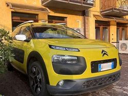 Giallo Usata 2014 Citroën C4 Cactus PureTech Due volumi | 9000 € (Cara)
