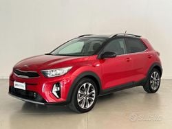 Rosso Usata 2021 Kia Stonic Style SUV | 13.900 € (Buon prezzo)