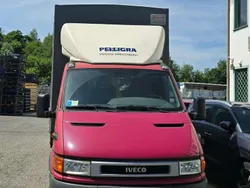 Rosso Usata 2001 Iveco Daily Due volumi | 8300 €