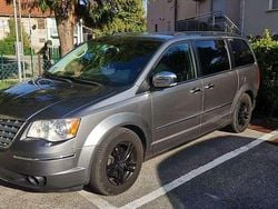 Usata 2008 Chrysler Grand Voyager Limited Monovolume | 5500 € (Cara)
