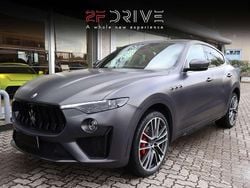 Grigio lava opaco Usata 2020 Maserati Levante SUV | 67.900 € (Buon prezzo)