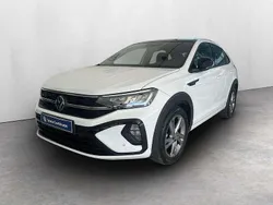 Pure white deep black perlato Usata 2022 VW Taigo R-line SUV | 20.800 € (Buon prezzo)
