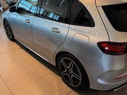 Grigio Usata 2024 Mercedes B180 AMG line Monovolume | 35.000 €