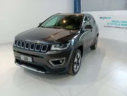 Grigio scuro Usata 2018 Jeep Compass Limited SUV | 15.500 € (Ottimo prezzo)