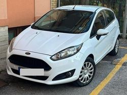 Bianco Usata 2017 Ford Fiesta Due volumi | 9000 € (Buon prezzo)