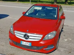 Rosso Usata 2014 Mercedes B200 Executive Monovolume | 6199 € (Cara)