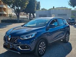 Blu/azzurro Usata 2022 Renault Kadjar Intens SUV | 16.900 € (Buon prezzo)