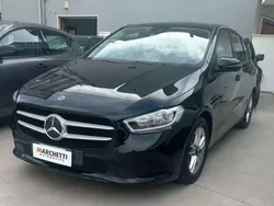 Nero Usata 2022 Mercedes B200 Executive Monovolume | 23.900 € (Super prezzo)