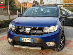 Blu/azzurro Usata 2020 Dacia Sandero Stepway Tre volumi | 10.500 € (Buon prezzo)