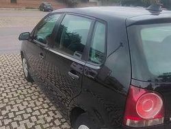 Nero Usata 2007 VW Polo Comfortline Tre volumi | 3000 € (Cara)