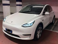 Bianco Usata 2024 Tesla Model Y RWD SUV | 32.600 € (Buon prezzo)