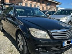 Nero Usata 2010 Mercedes C200 Tre volumi | 6300 € (Buon prezzo)