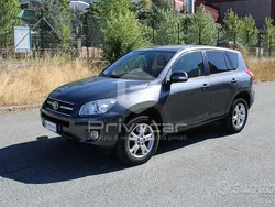 Grigio Usata 2010 Toyota RAV4 Luxury SUV | 10.800 € (Molto cara)