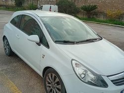 Bianco Usata 2010 Opel Corsa | 3700 € (Molto cara)