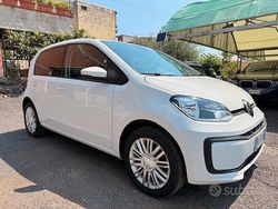 Bianco Usata 2022 VW up! move up! Due volumi | 11.699 € (Buon prezzo)