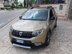 Marrone Usata 2018 Dacia Sandero Stepway Due volumi | 9999 € (Buon prezzo)