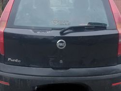 Nero Usata 2005 Fiat Punto Due volumi | 2000 € (Cara)