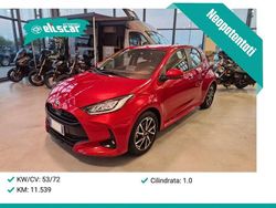 Rosso Usata 2023 Toyota Yaris Trend Tre volumi | 17.500 € (Buon prezzo)