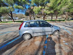 Grigio Usata 2005 Ford Fiesta Due volumi | 2300 € (Cara)